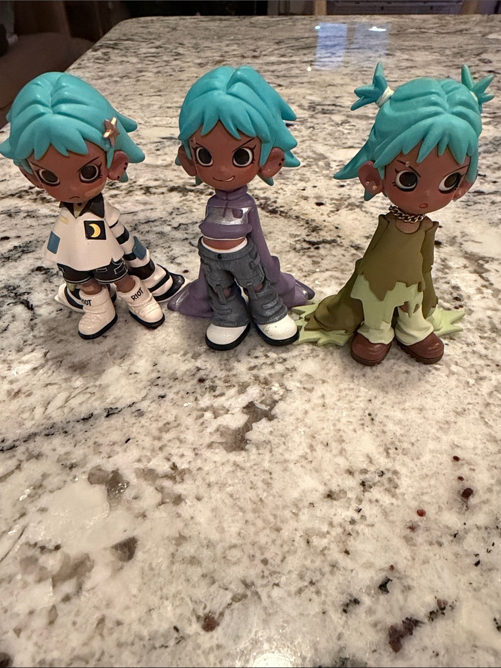 PopMart peach riot: loading figures